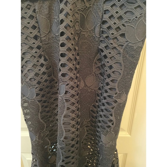 Alice McCall Size 12 Black Lovelight Dress Lace Crochet Fishtail Midi - Picture 8 of 10